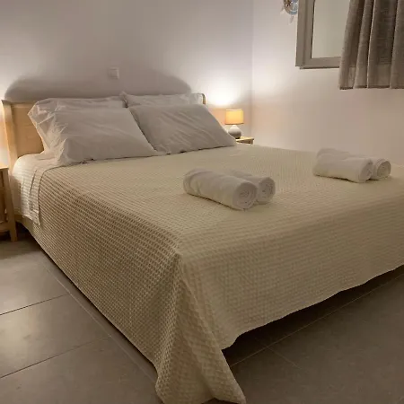 House On The Rock I Hébergement de vacances Mikri Vigla