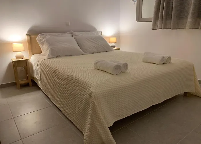 House On The Rock I Hébergement de vacances Mikri Vigla